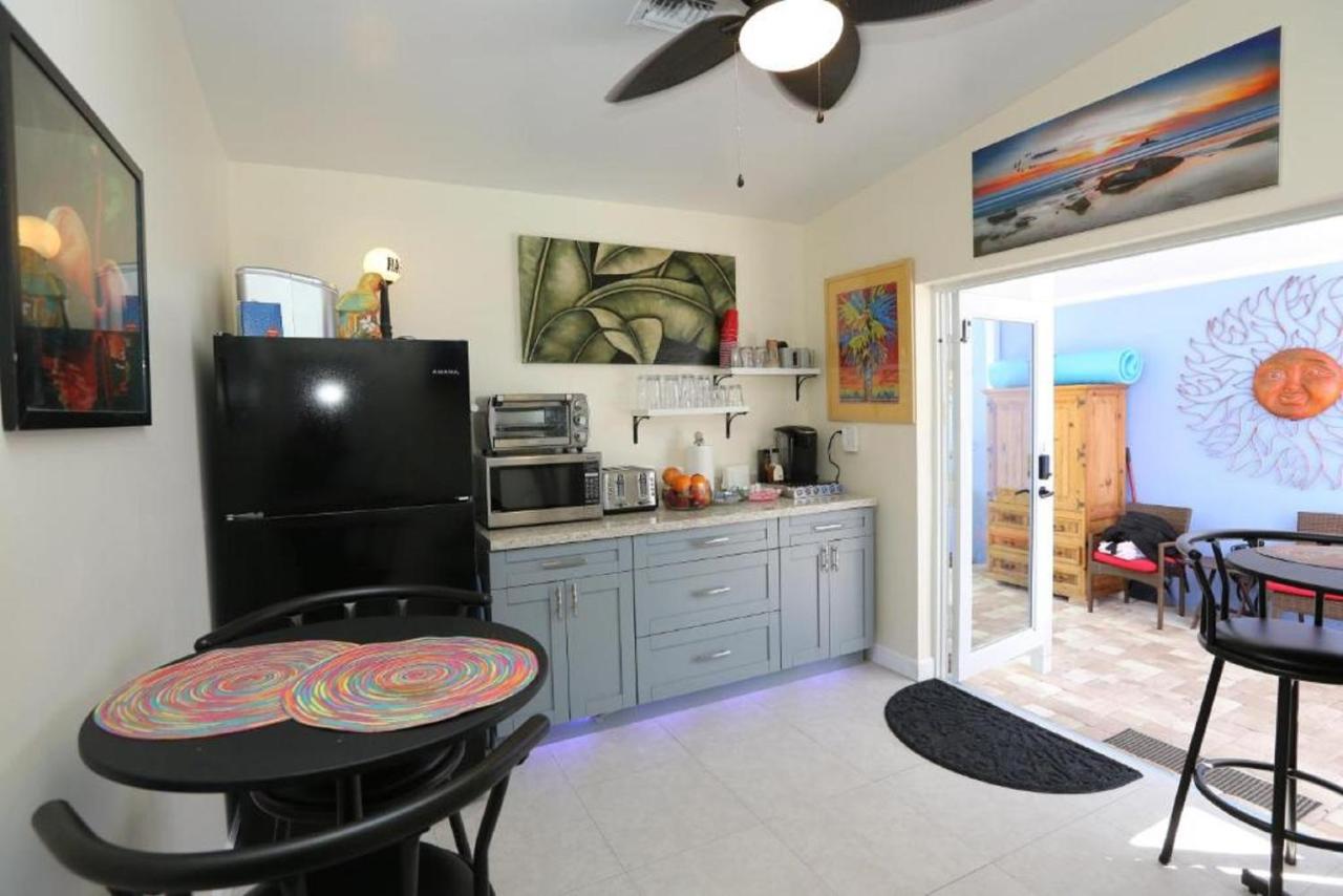 | Fantasy Island Inn, Caters to Men