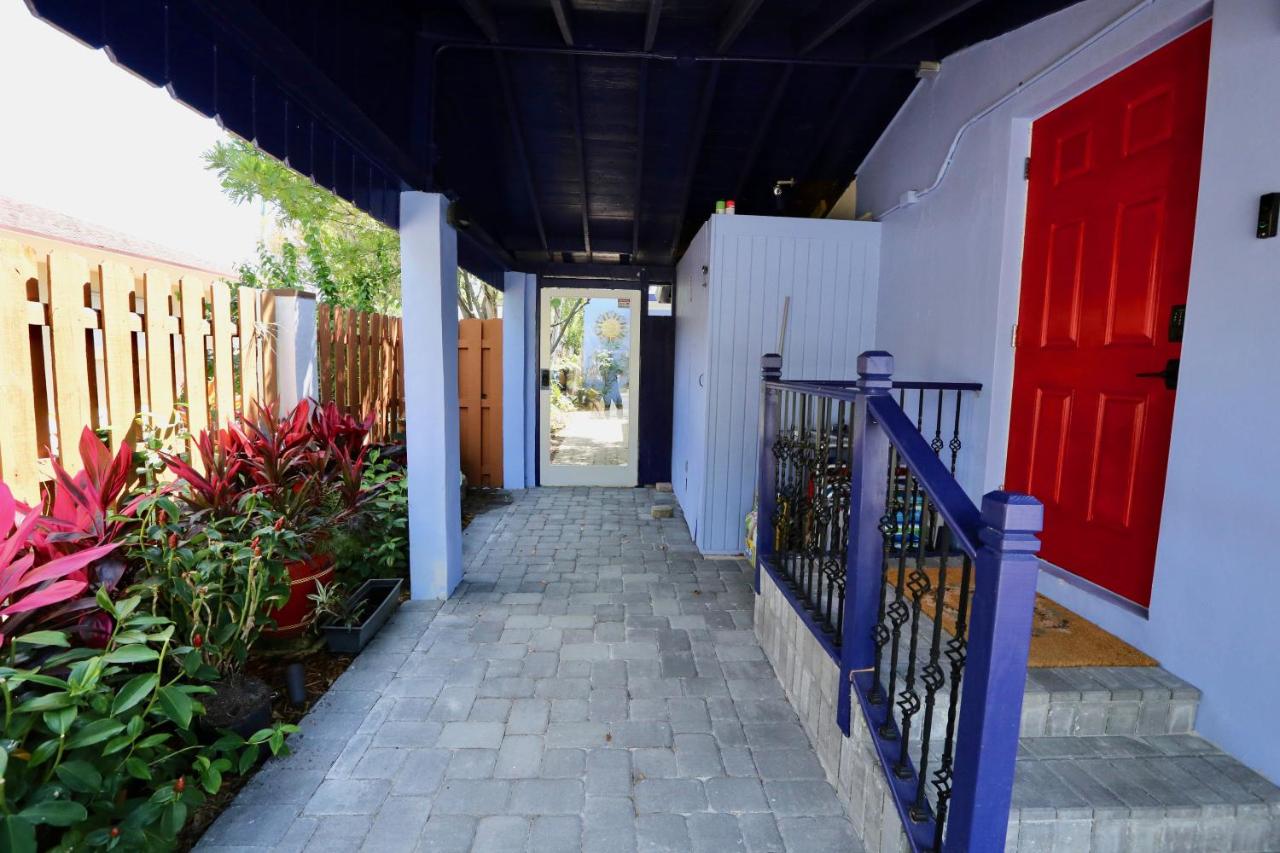 | Fantasy Island Inn, Caters to Men