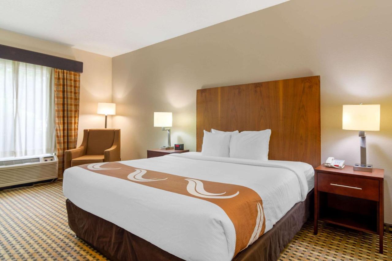 King Room - Non-Smoking at Quality Inn & Suites Decatur - Atlanta East