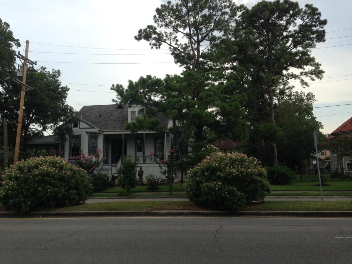 | Oakview Bed and Breakfast