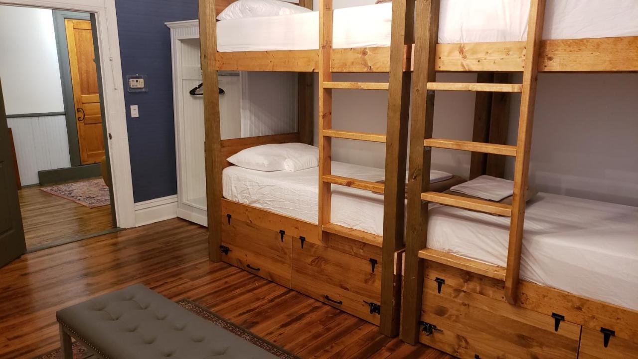| HOSTEL Auberge Clarksdale