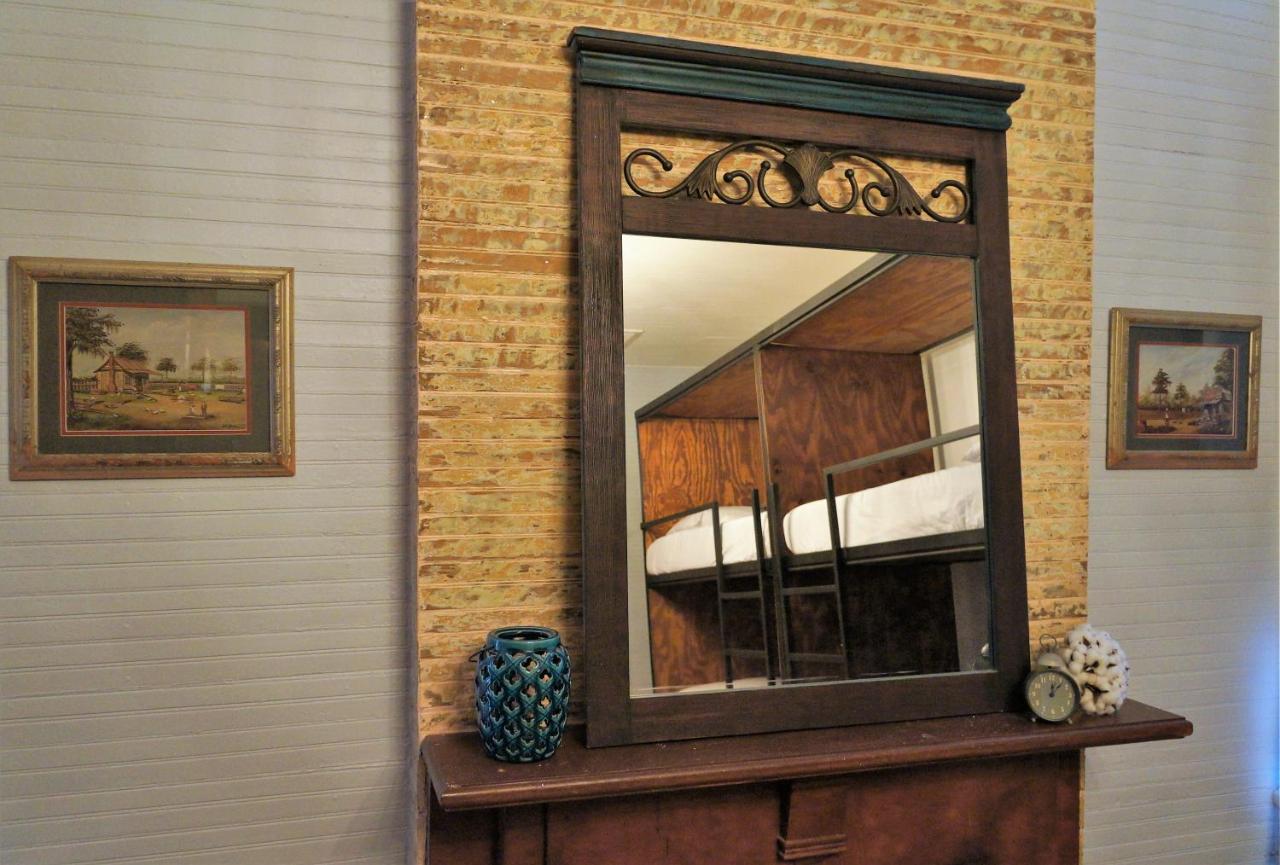 | HOSTEL Auberge Clarksdale