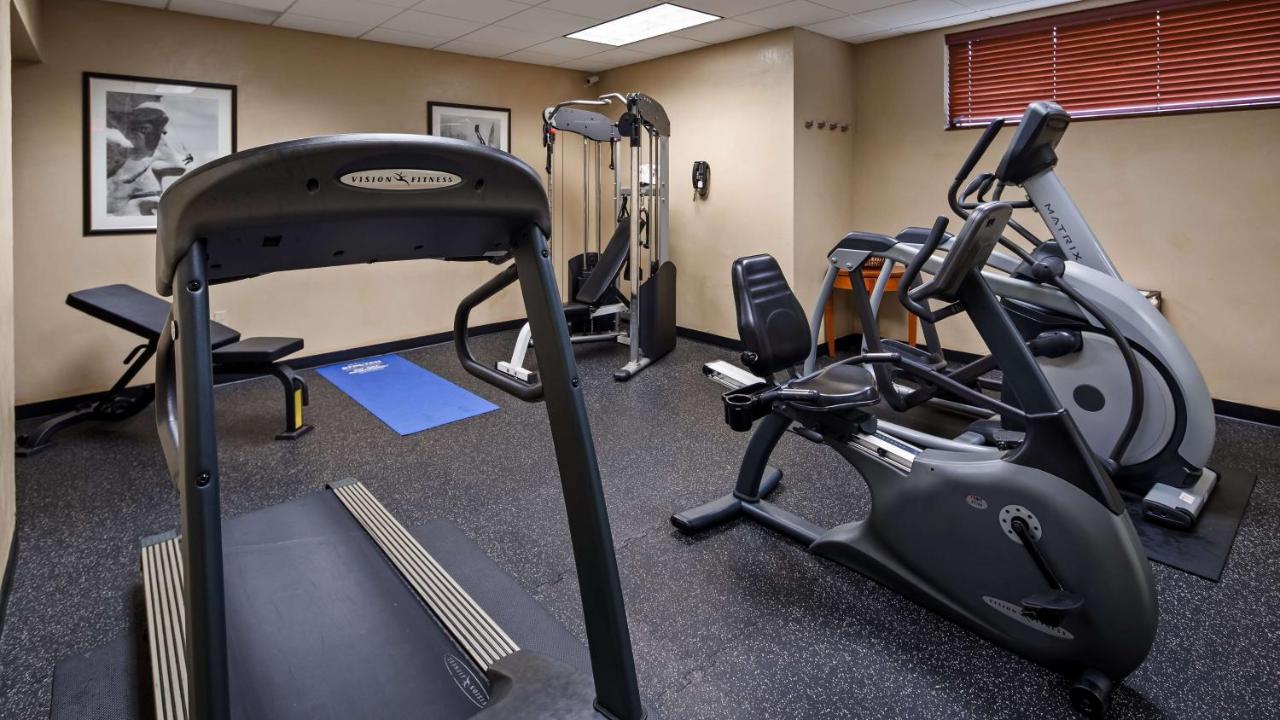  | Best Western Plus Hannaford Inn & Suites