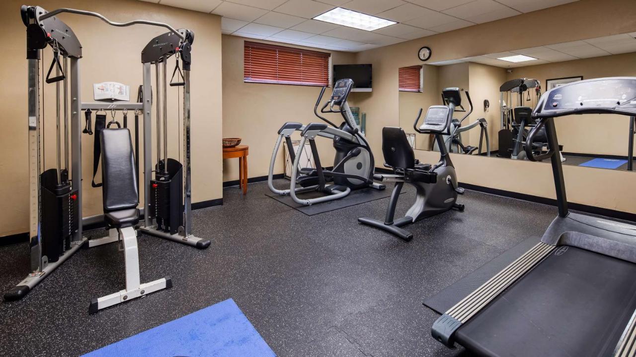  | Best Western Plus Hannaford Inn & Suites