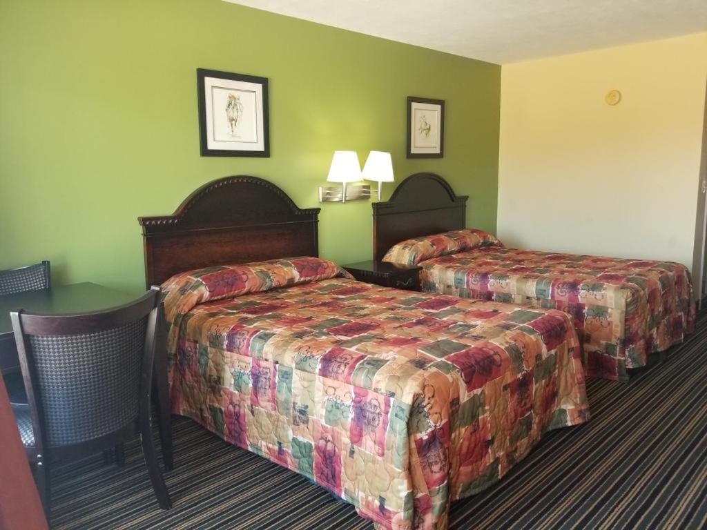  | Oak Tree Inn Eupora