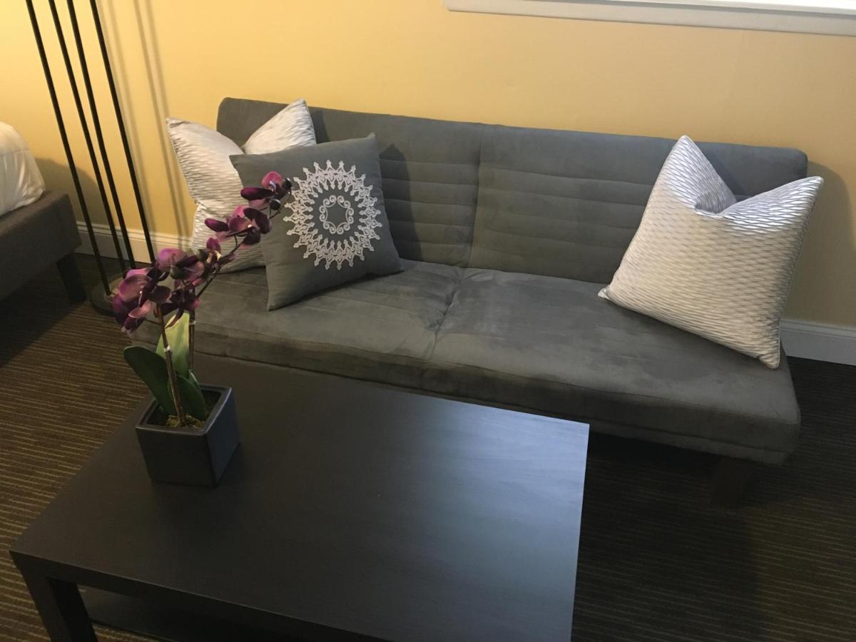 | Clarence Inn Extended Stay
