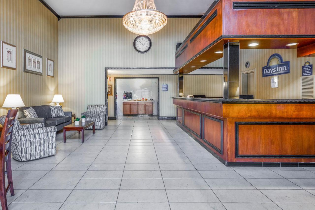 | Days Inn by Wyndham Westminster