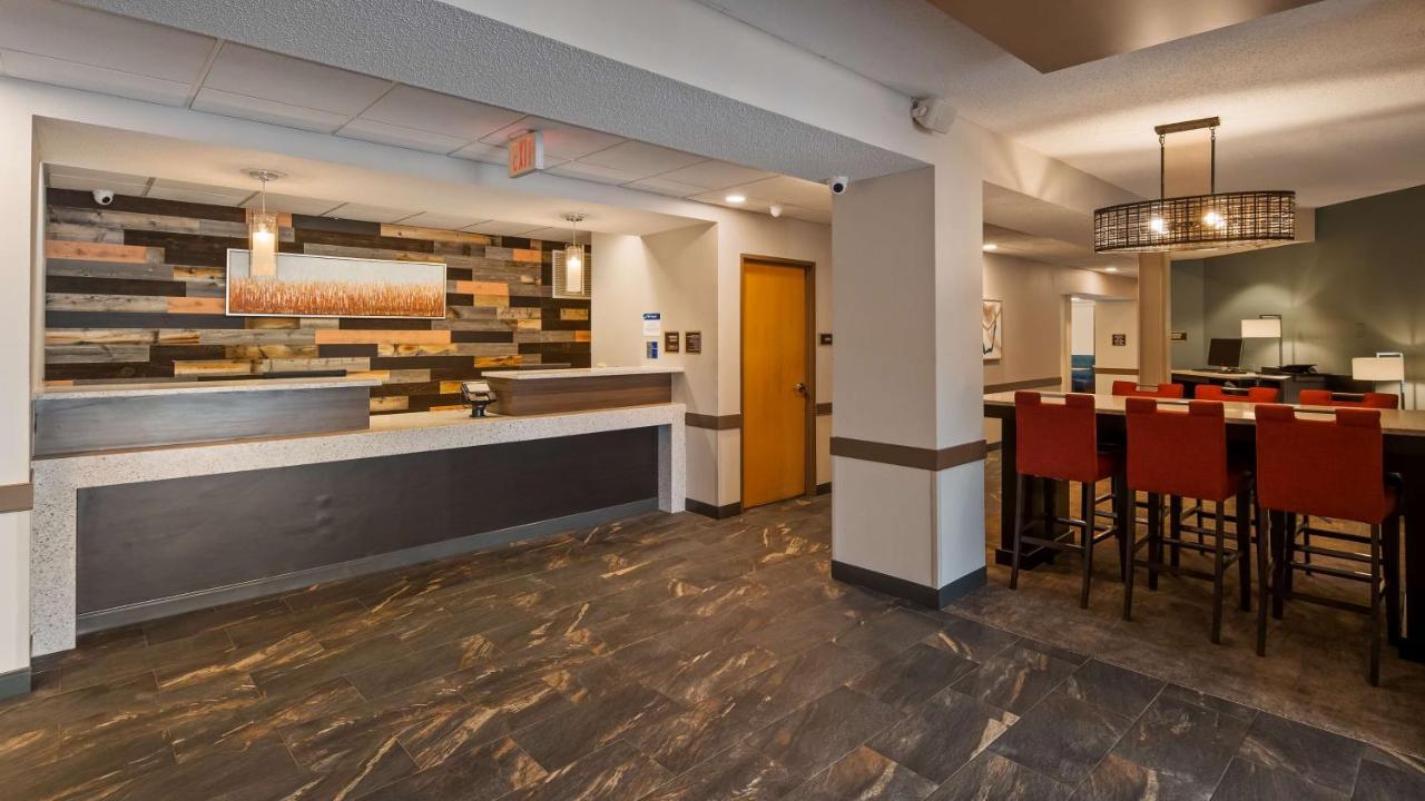 | Best Western Plus Hudson I-94