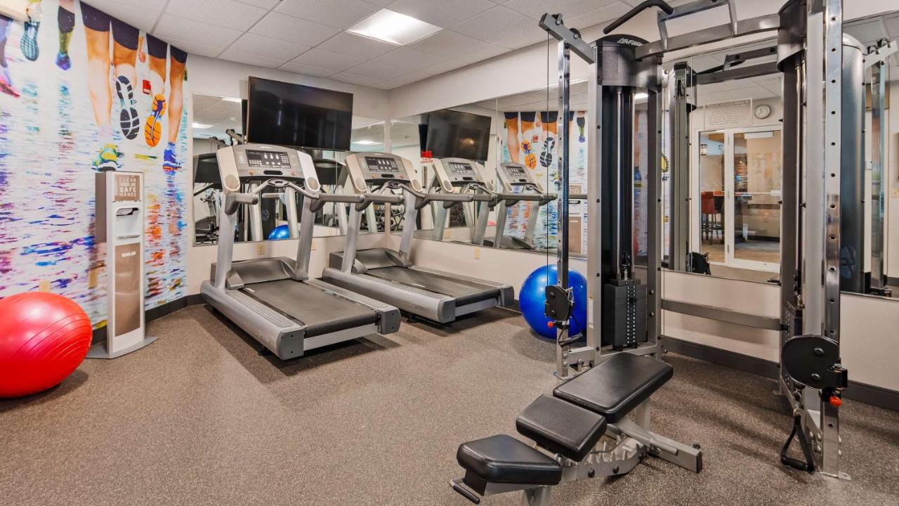 | Best Western Plus Hudson I-94
