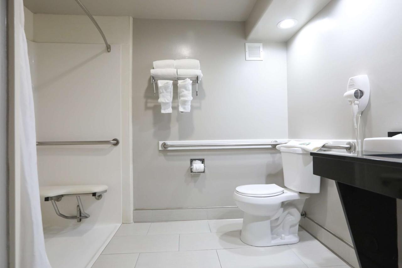  | Best Western Lanai Garden Inn & Suites