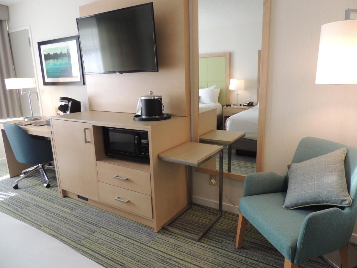 Deluxe Two Queen Room at The Inn at Longwood Medical
