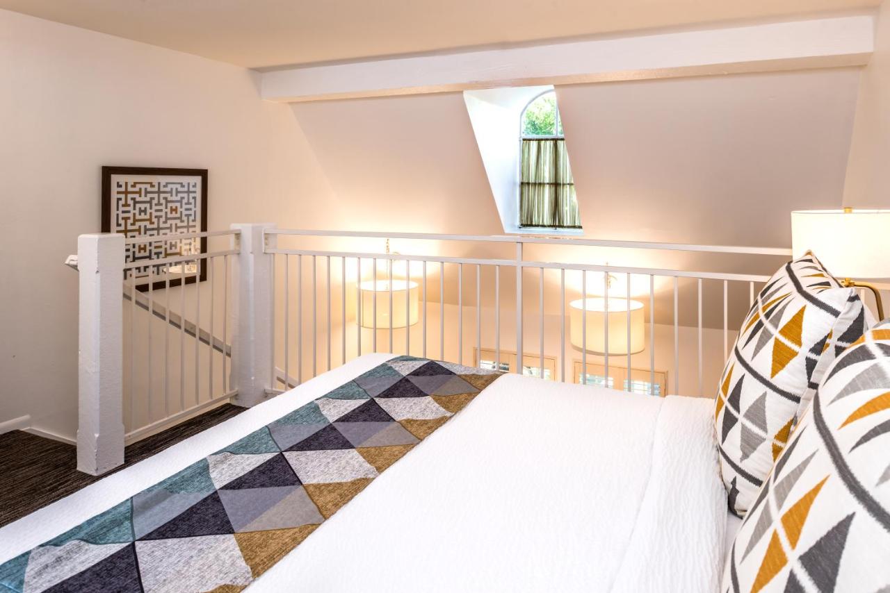 Chateau Loft at Wine Valley Inn