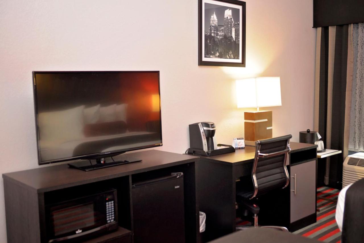 Queen Room with Two Queen Beds - Non-Smoking at Comfort Inn & Suites Carrollton