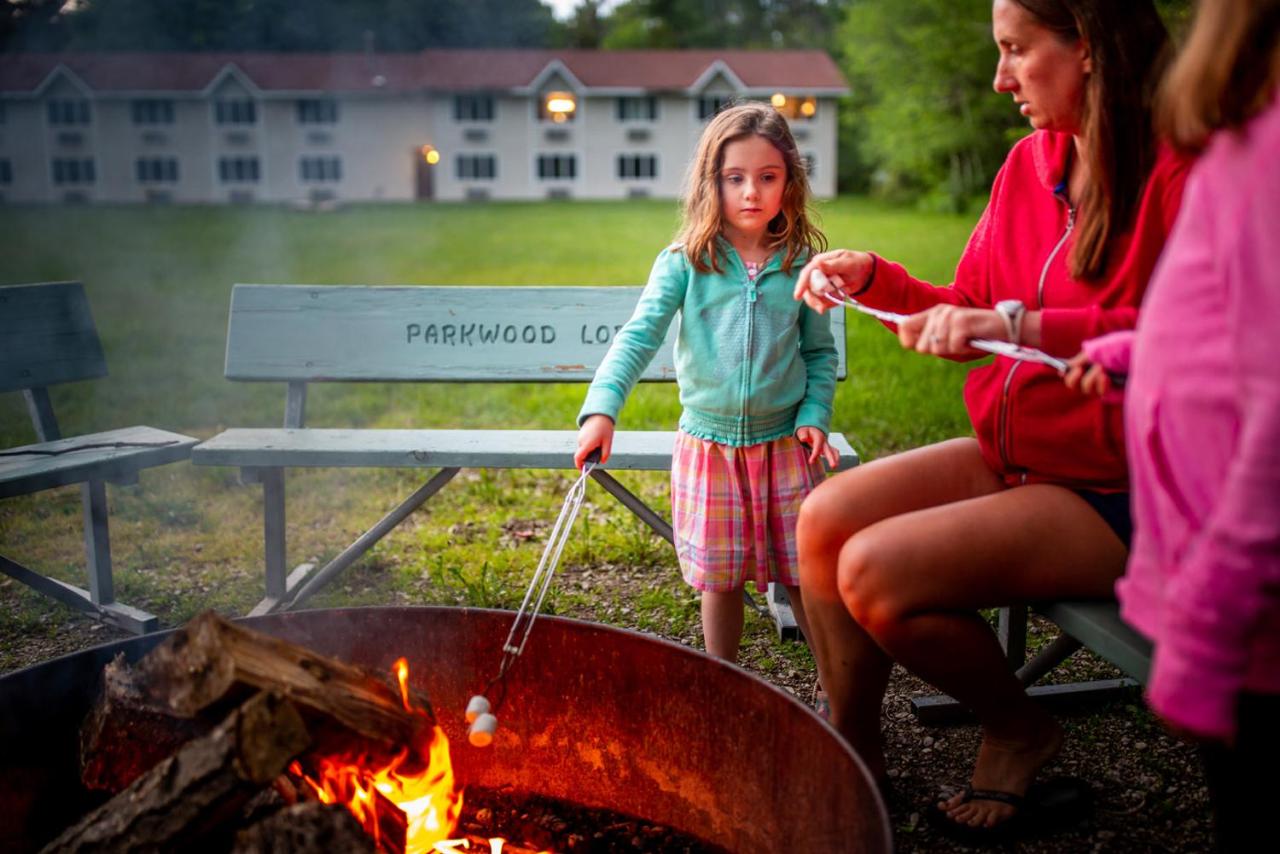 | Parkwood Lodge