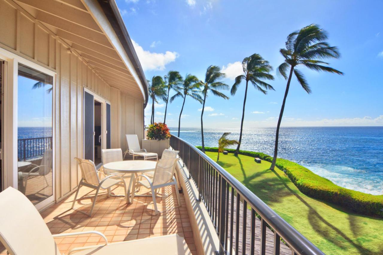 | Whalers Cove in Poipu