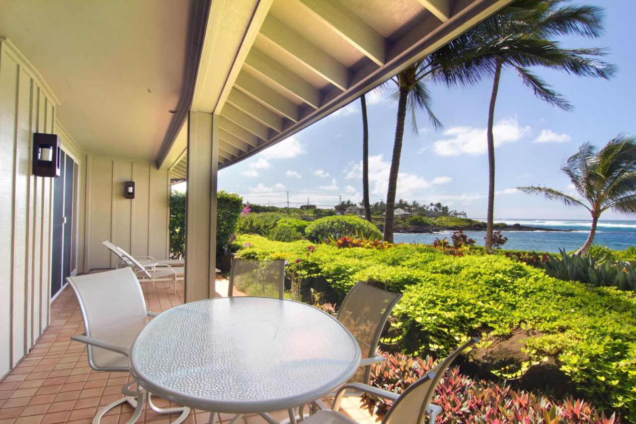 | Whalers Cove in Poipu