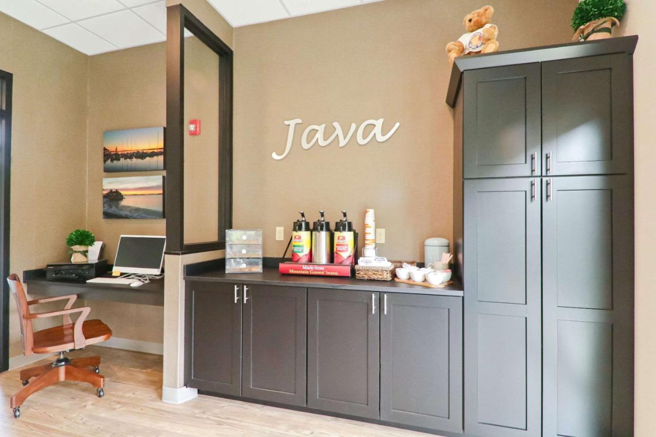 | Quality Inn Shelburne - Burlington