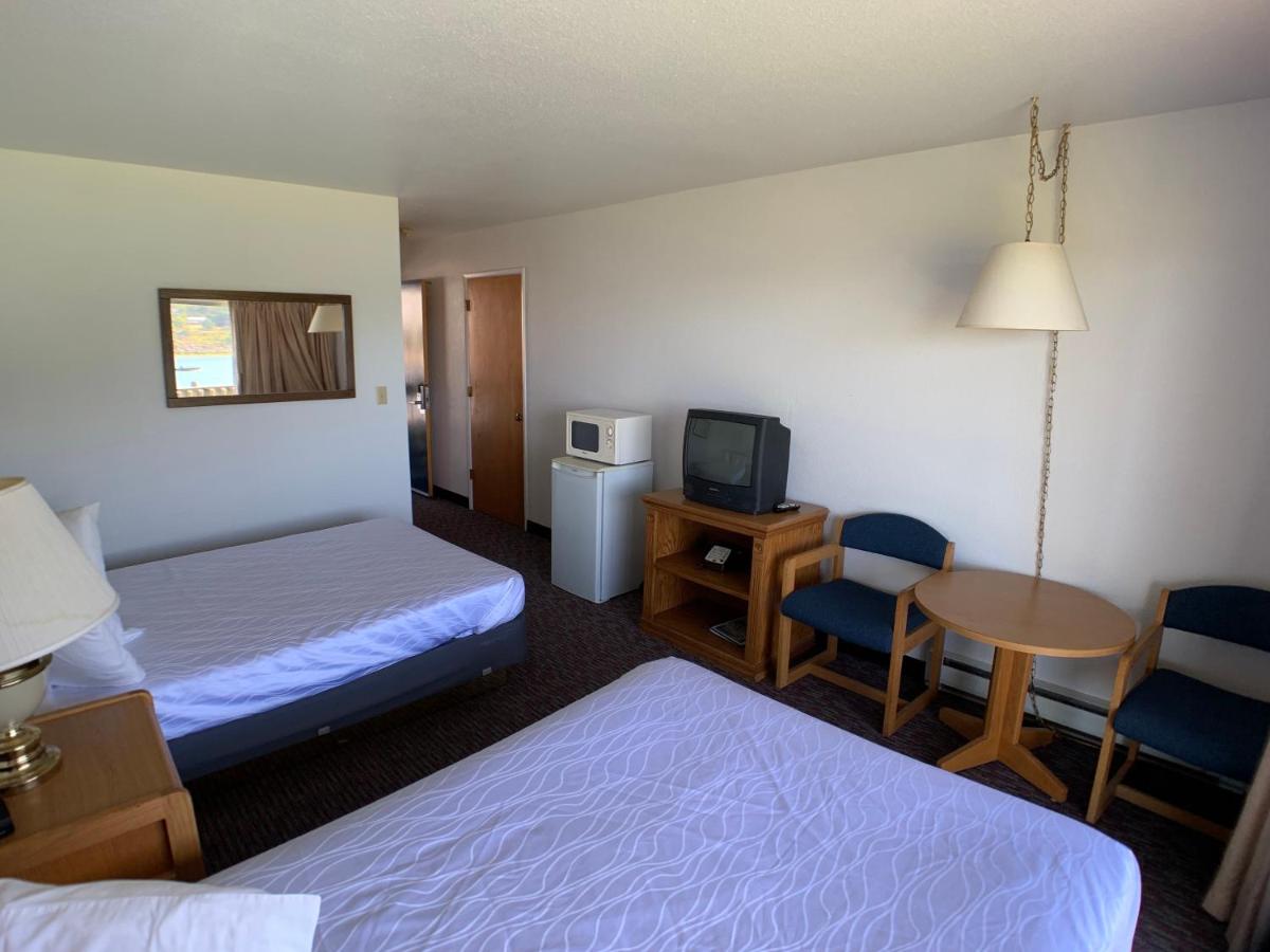 Standard Double Room at Jot's Resort