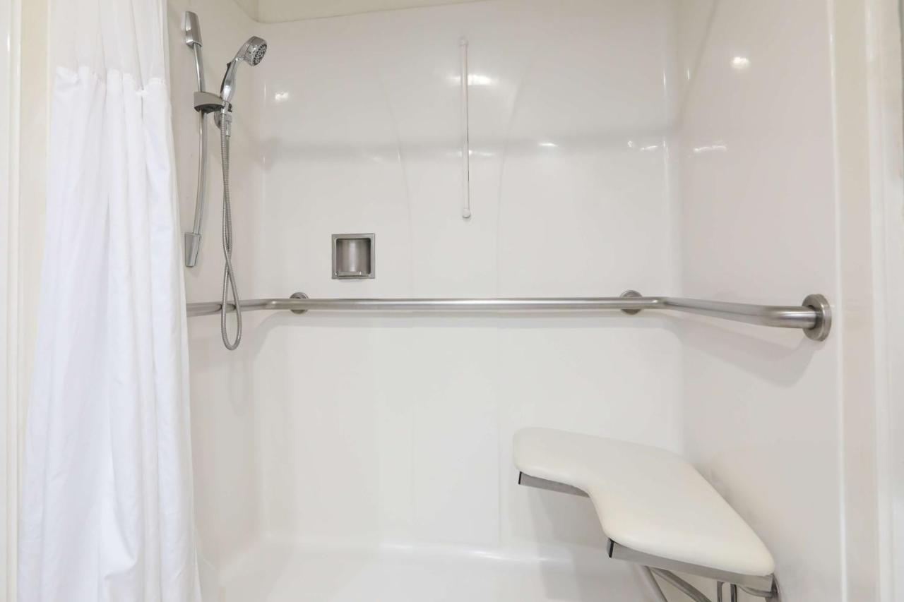  | Best Western Lanai Garden Inn & Suites