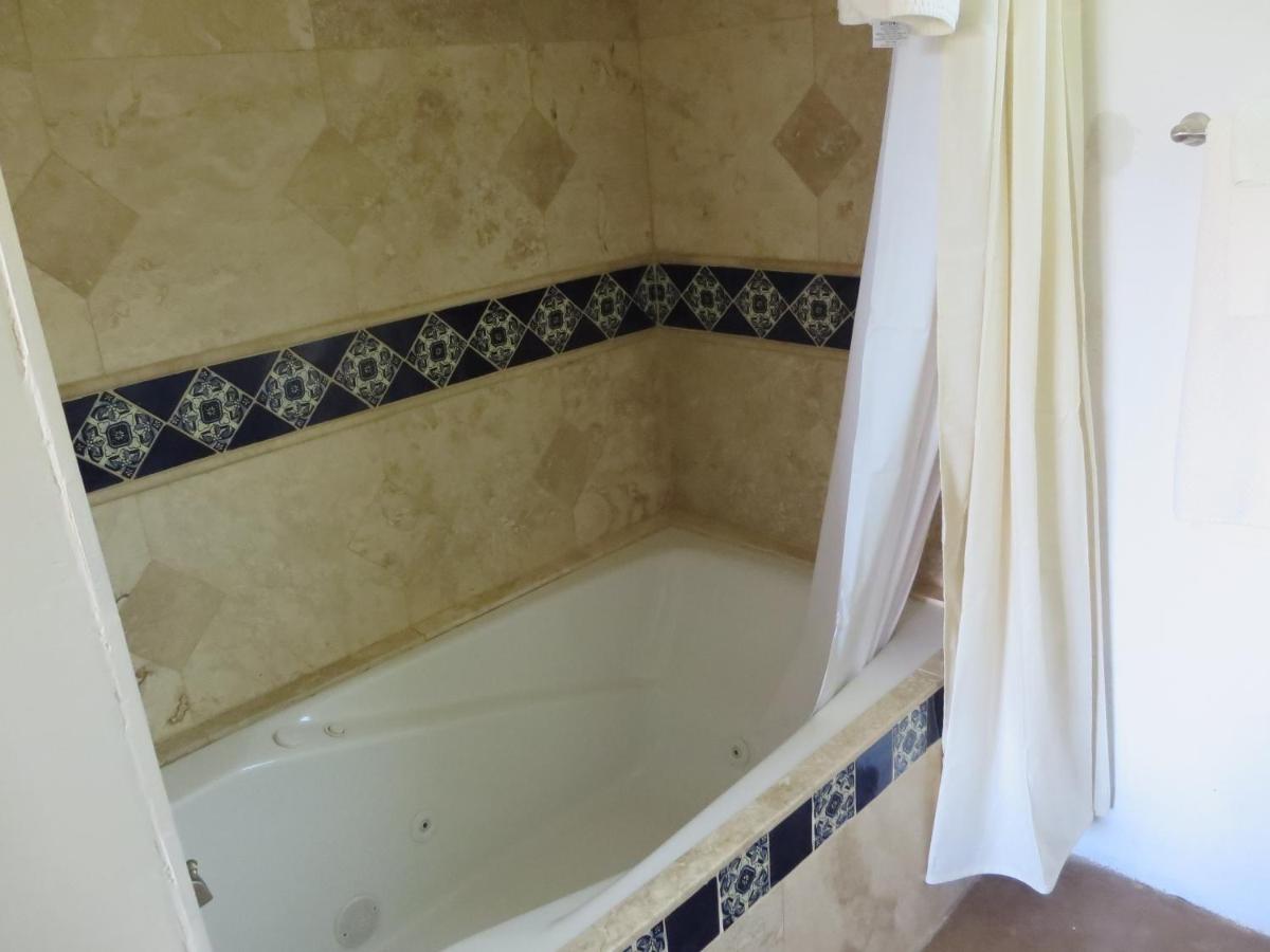 | La Posada Pintada