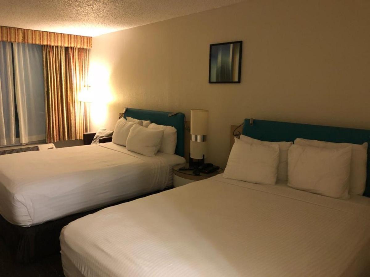 Queen Room with Two Queen Beds - Disability Access at Floridian Hotel
