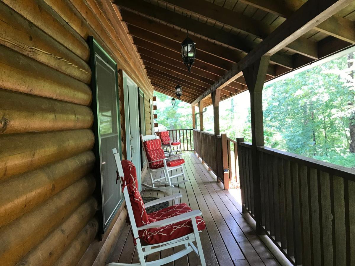 Two-Bedroom Suite at Barefoot Hills
