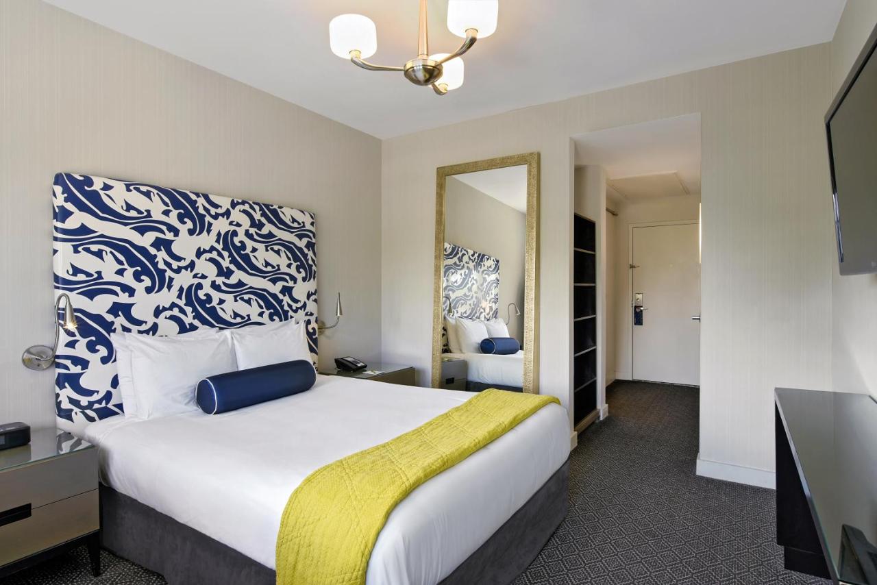Superior King Room at Hotel Breakwater South Beach
