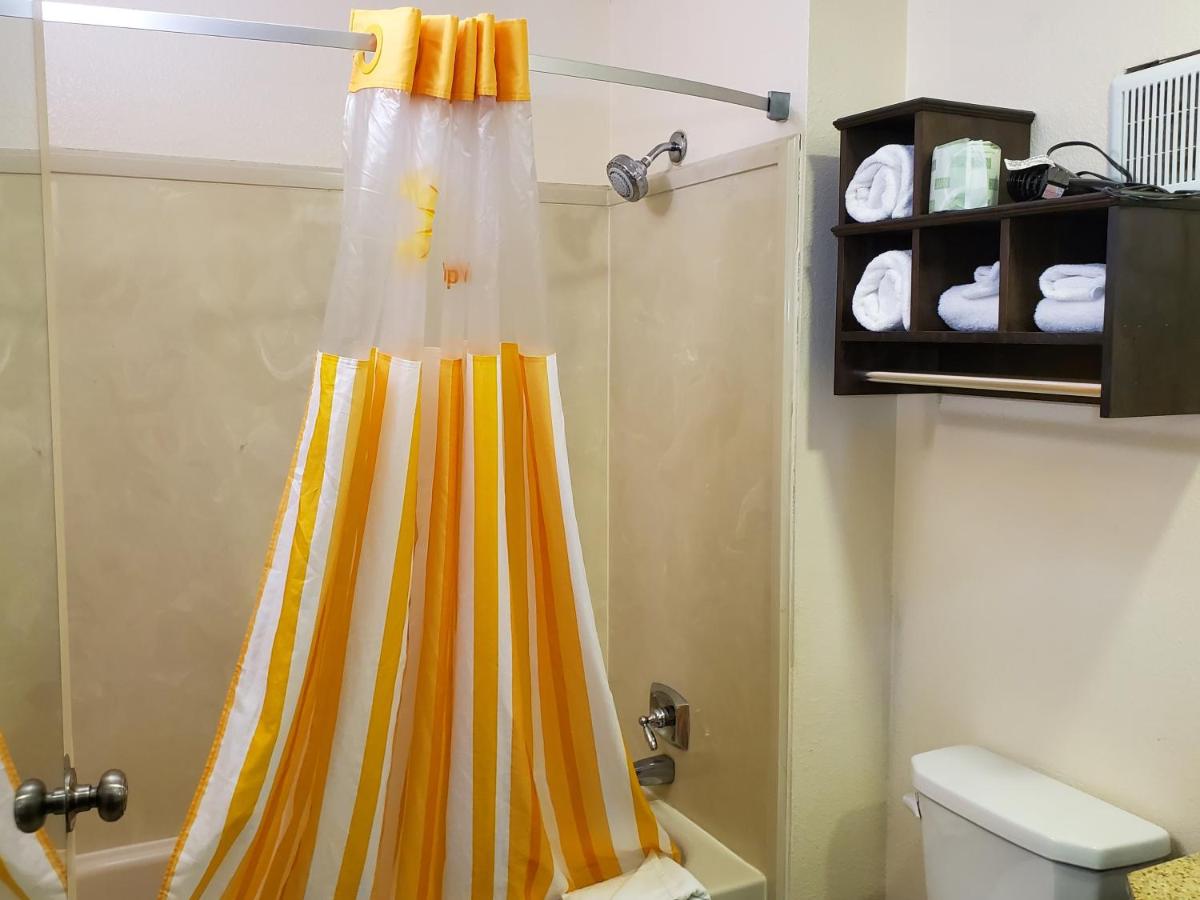 Deluxe Suite with Two Double Beds - Non-Smoking at La Quinta Inn & Suites by Wyndham Memphis Airport Graceland