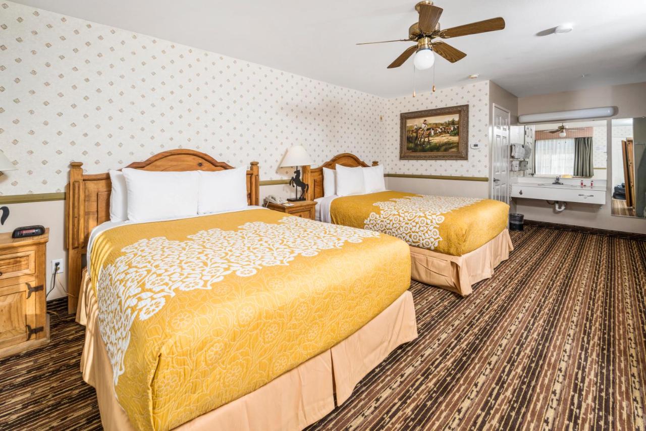 | Days Inn by Wyndham Lebec