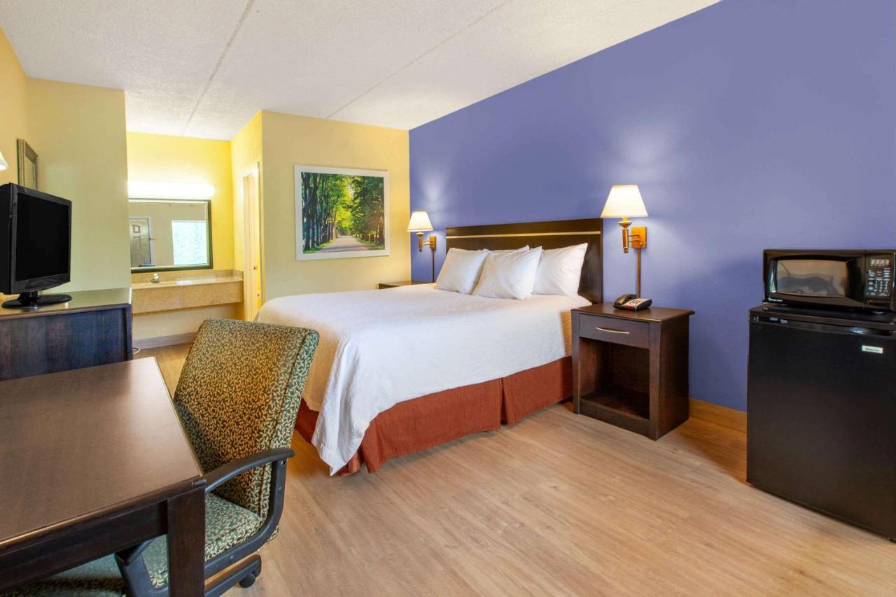 | Days Inn by Wyndham Grantville