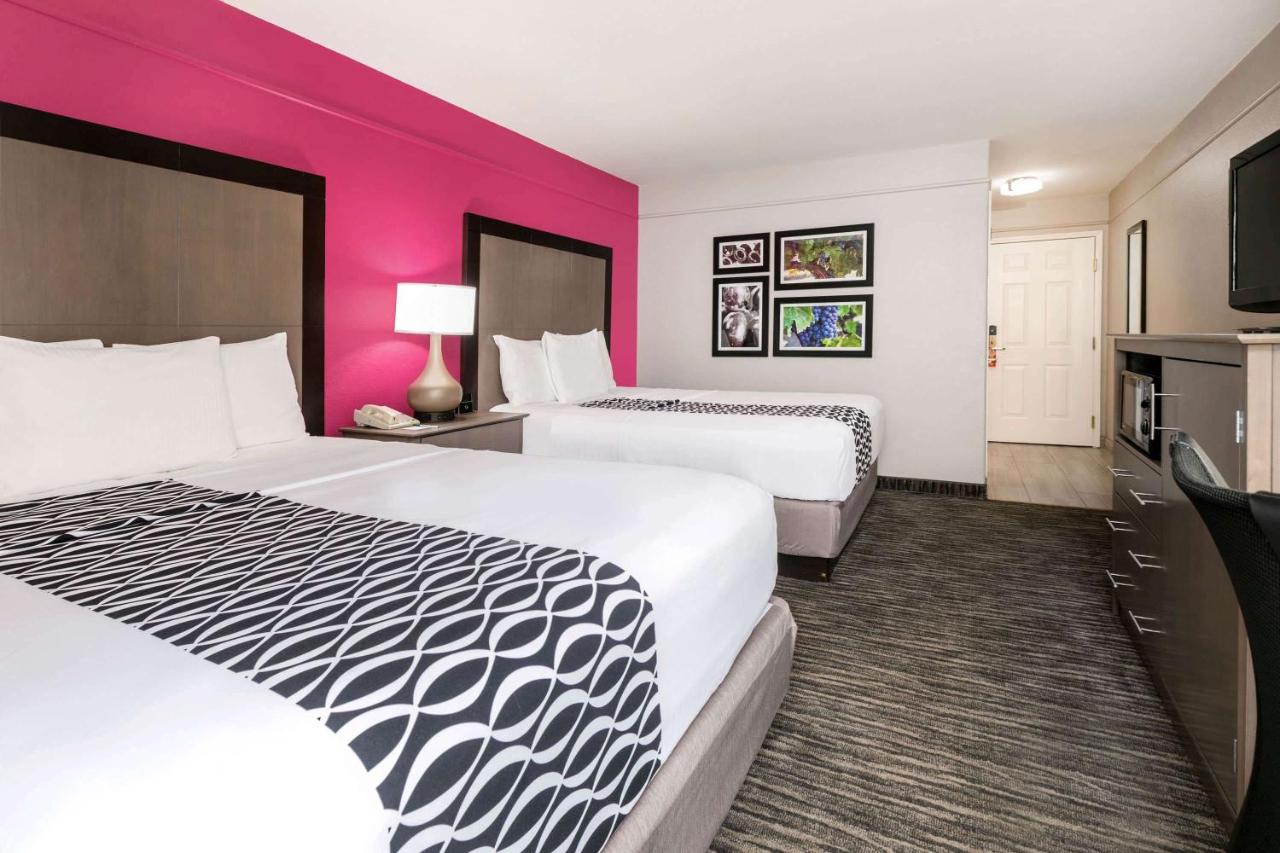 Queen Room with Two Queen Beds - Non-Smoking at La Quinta Inn & Suites by Wyndham Fredericksburg