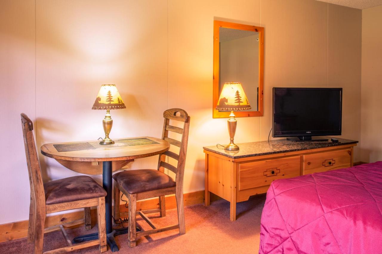 | Lodge at Palmer Gulch
