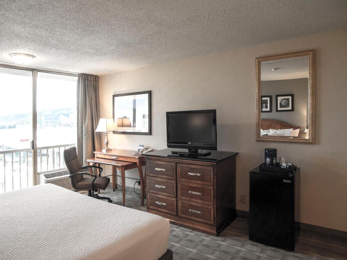 King Room at Inn At The Convention Center