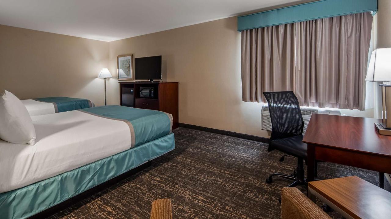 | Best Western Hampshire Inn & Suites