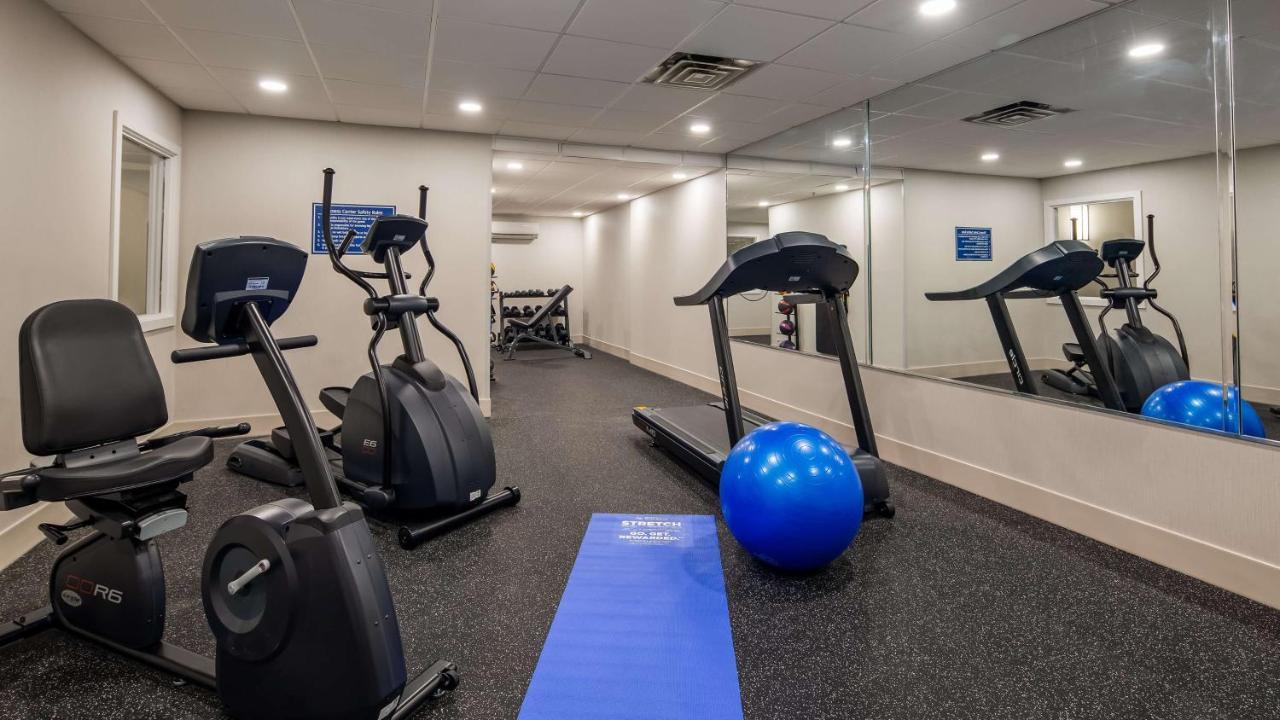 | Best Western Hampshire Inn & Suites