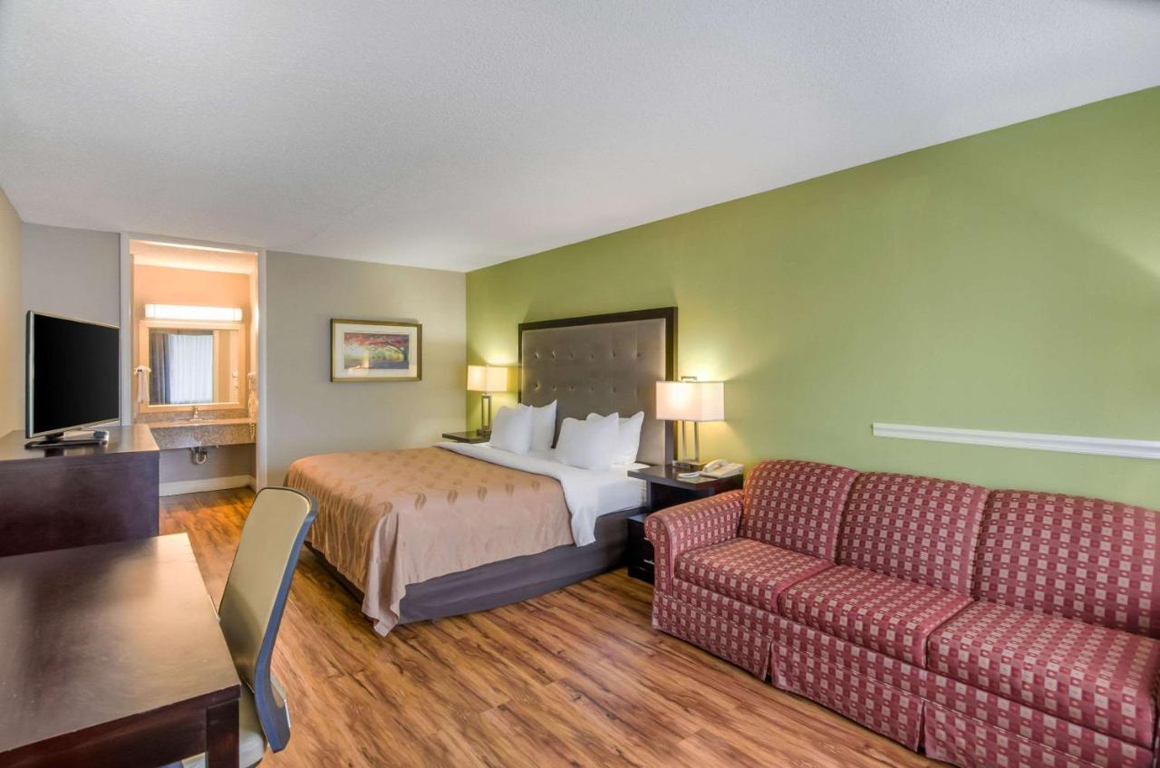 King Room - Accessible/Non-Smoking at Quality Inn Roanoke Airport