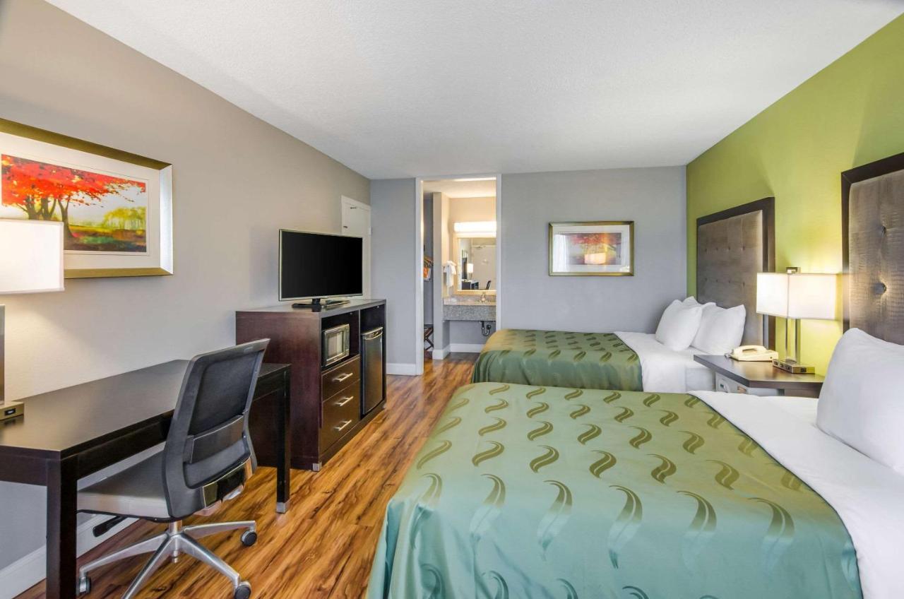 Double Room - Accessible/Non-Smoking at Quality Inn Roanoke Airport