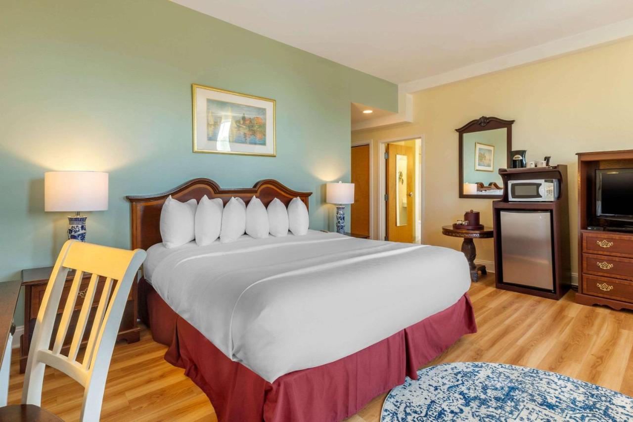 | The Carriage House Inn Newport, Ascend Hotel Collection