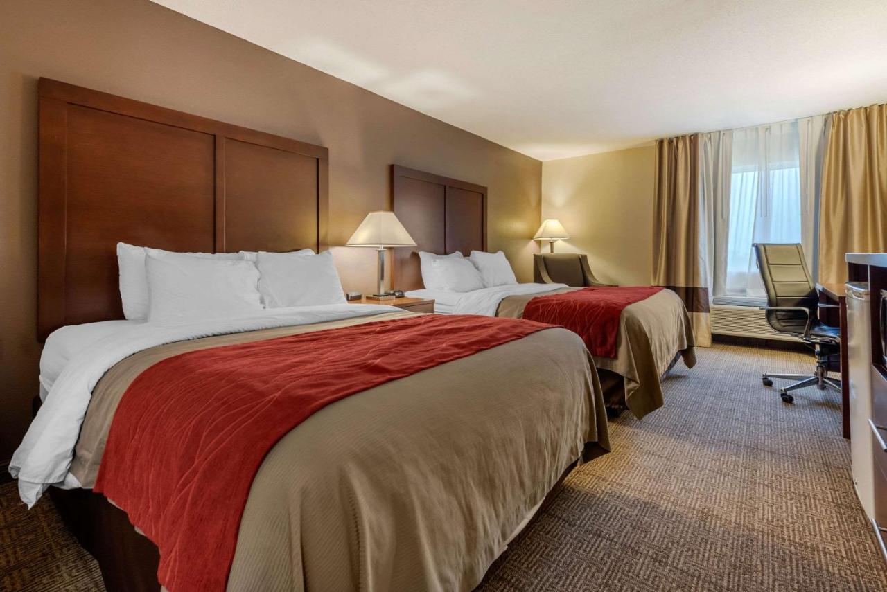 | Comfort Inn Warren I-69