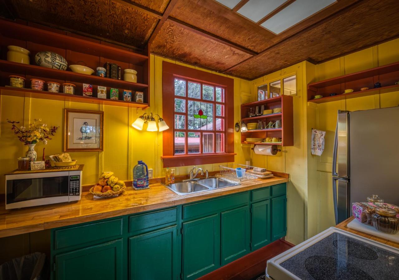 | Crater Rim Cabin