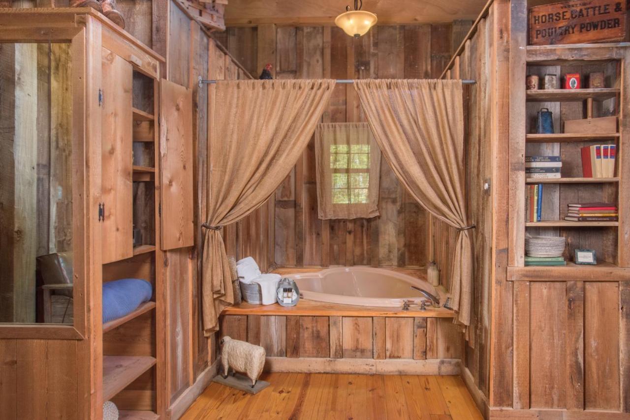 | 7F Lodge and Events