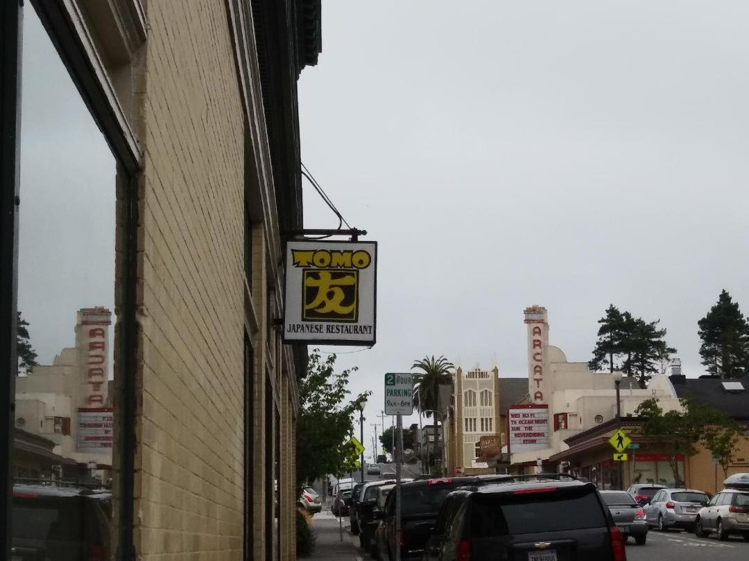 | Hotel Arcata