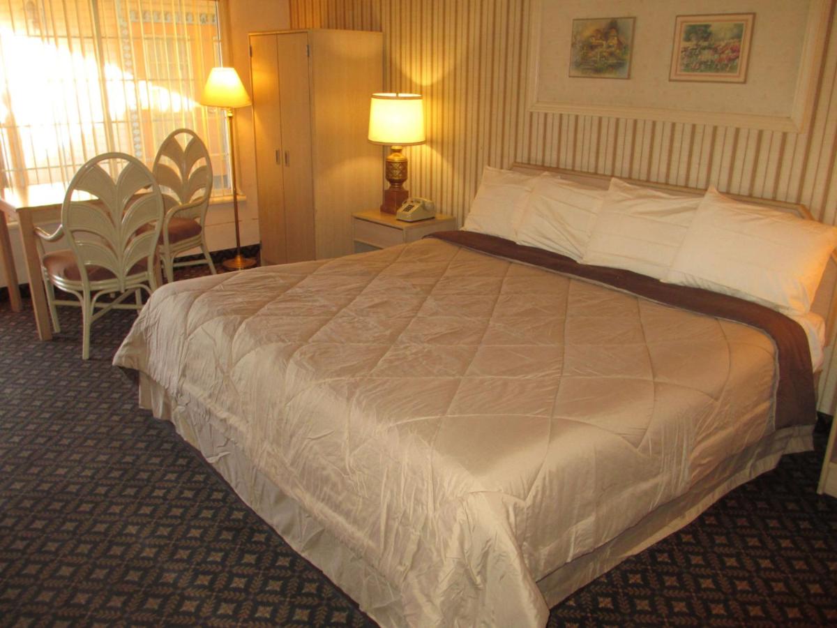  | Victorian Inn