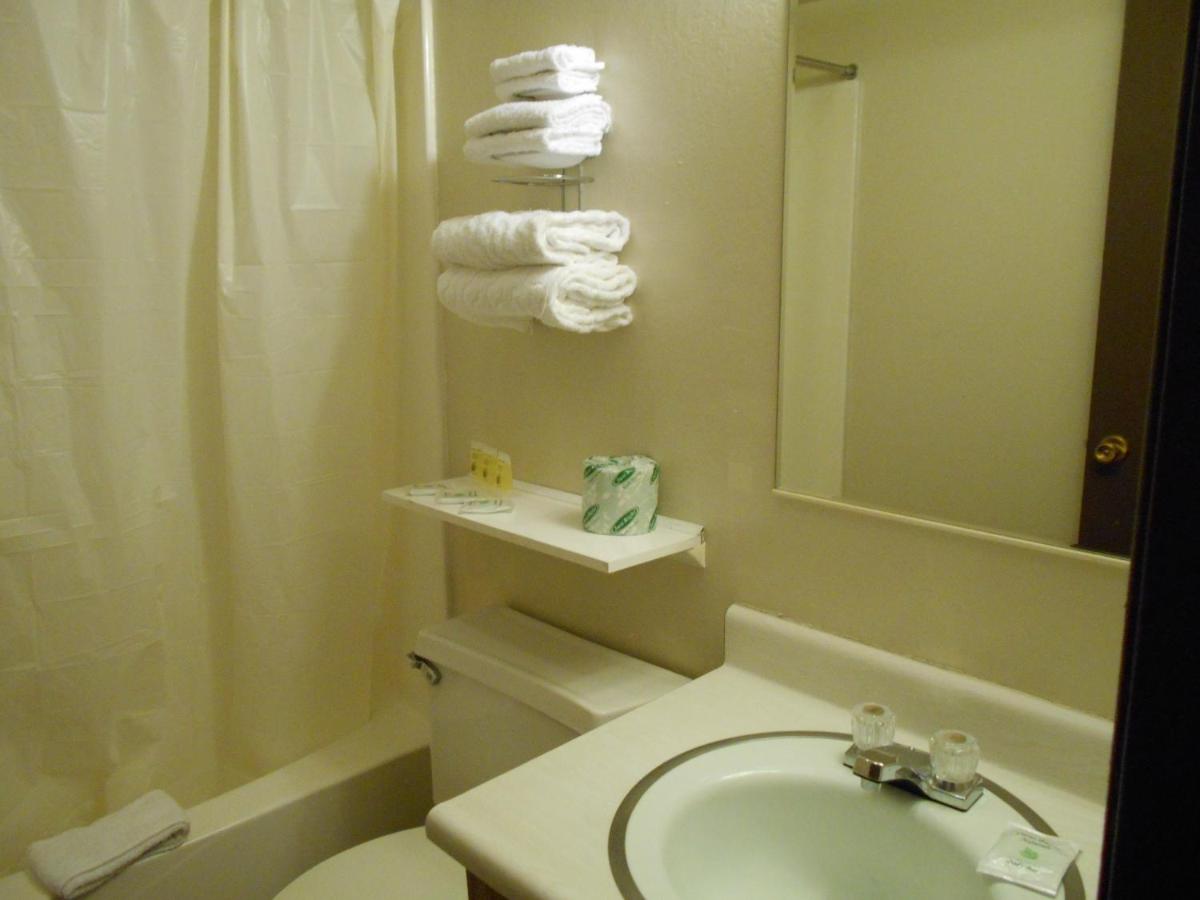  | Victorian Inn