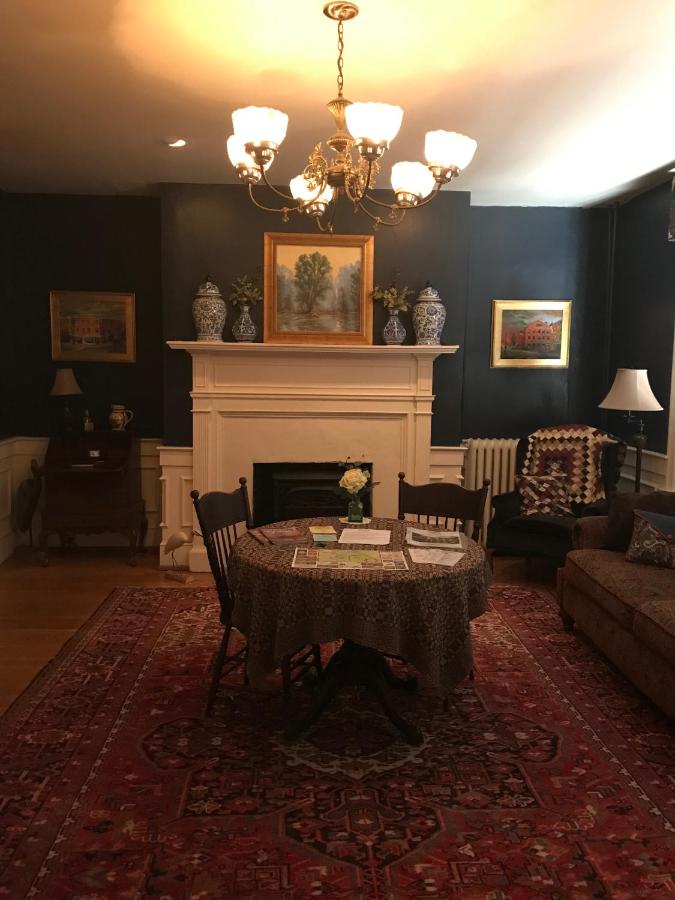 | The Inn at Lincoln Square