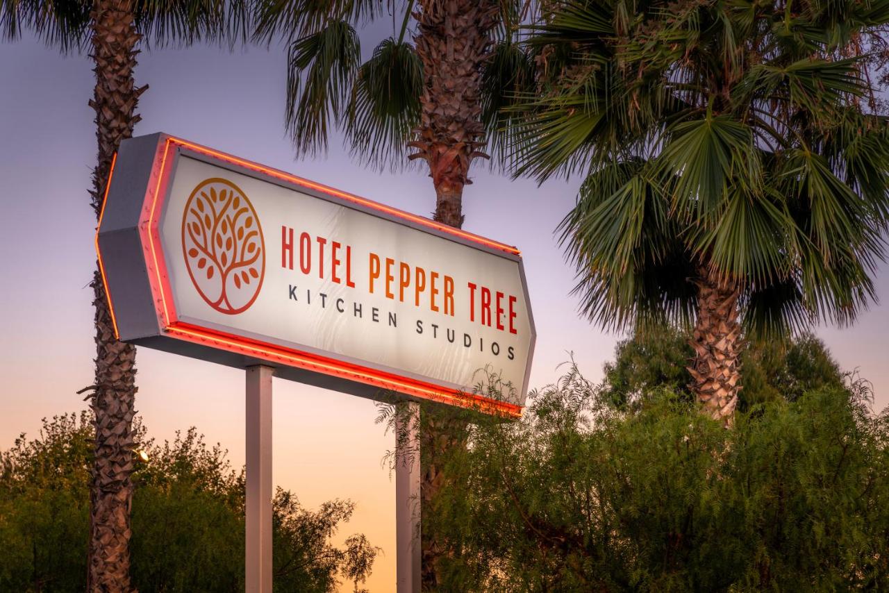  | Hotel Pepper Tree Boutique Kitchen Studios - Anaheim