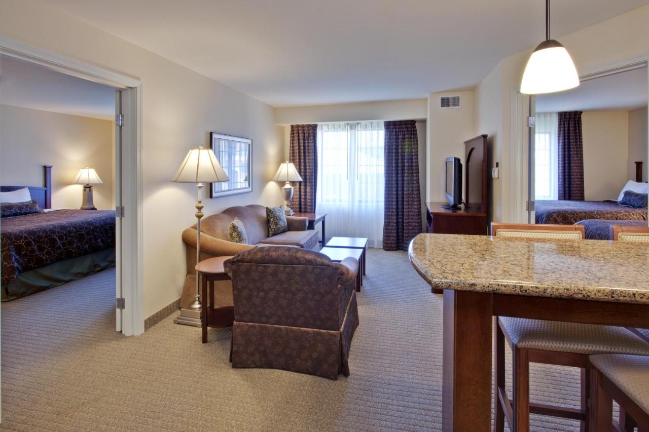 | Staybridge Suites Indianapolis-Carmel, an IHG Hotel