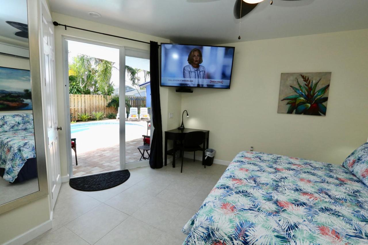 | Fantasy Island Inn, Caters to Men