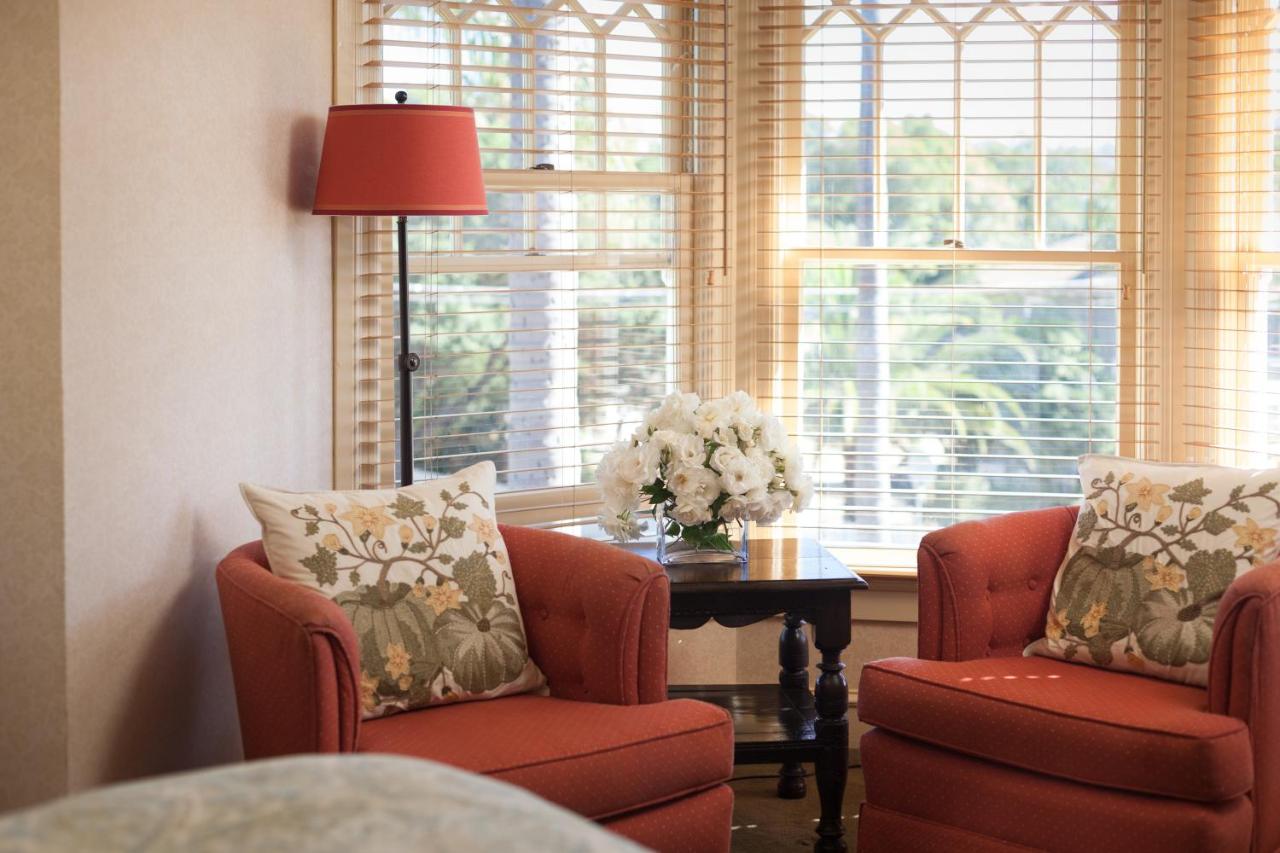 | Cheshire Cat Inn & Cottages