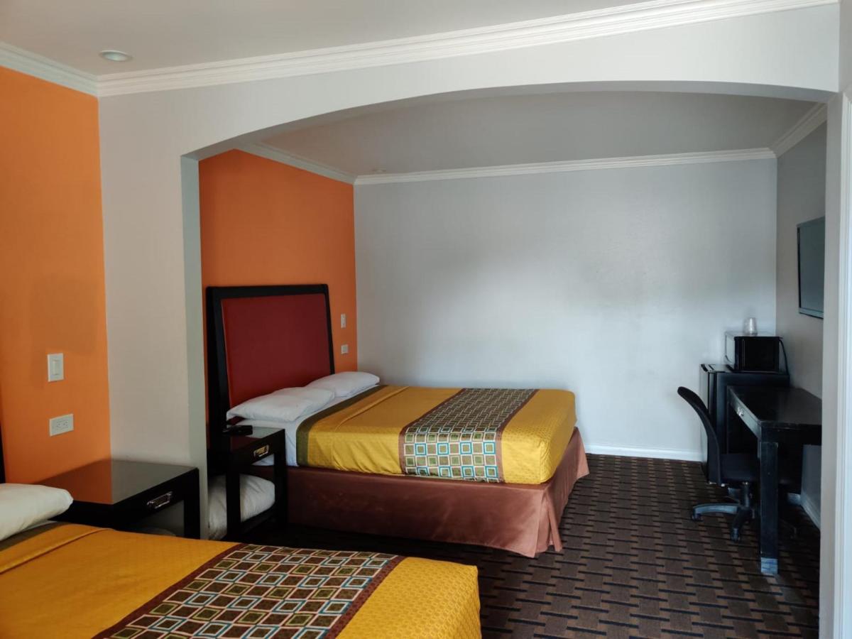 Queen Room with Two Queen Beds at LYFE INN & SUITES by AGA - LAX Airport
